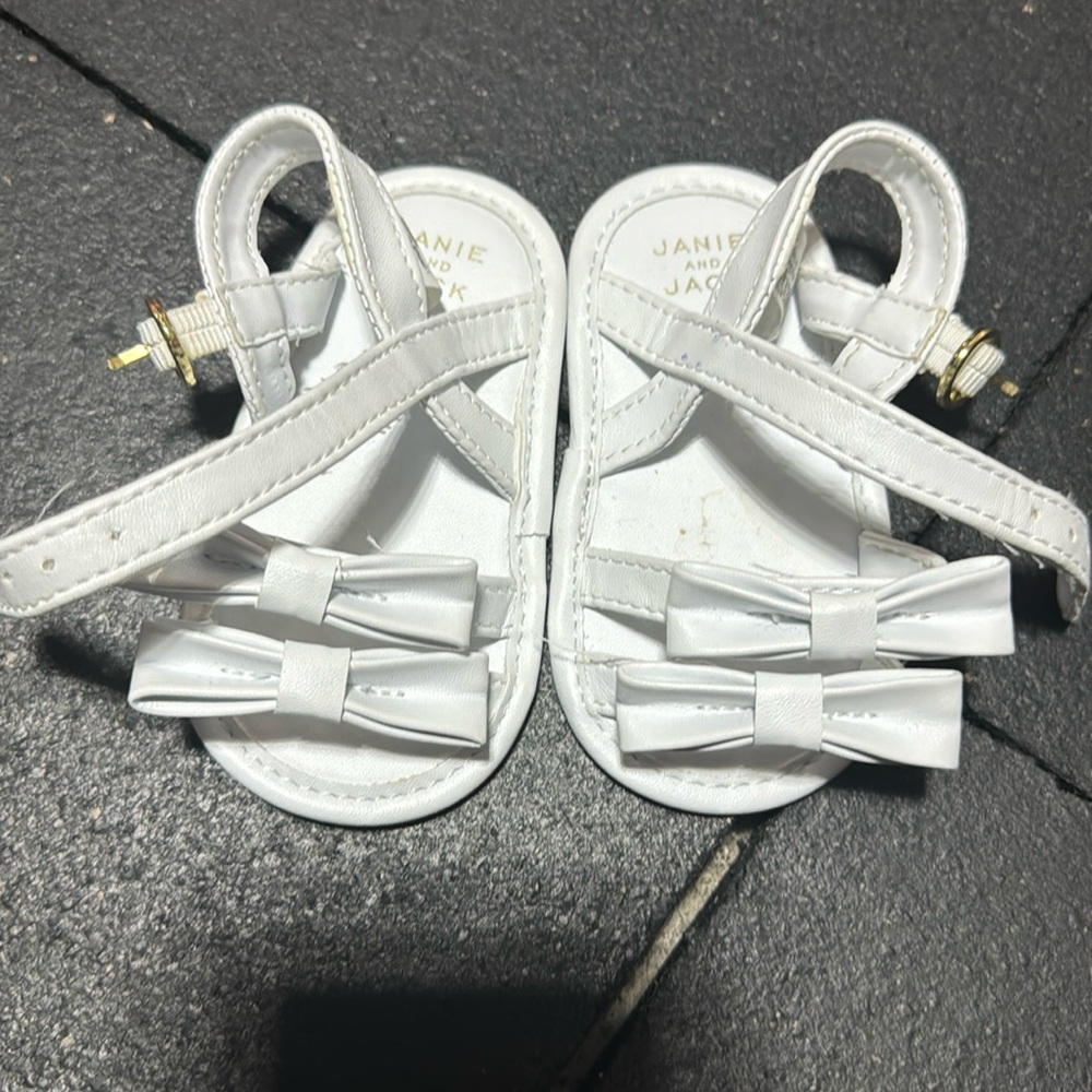 Janie and jack 3-6 mo sandals